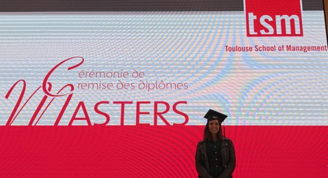 18/11/2017 : Céline Benkhaled, diplômée du Master II « Gestion des Entreprises sociales et de santé »