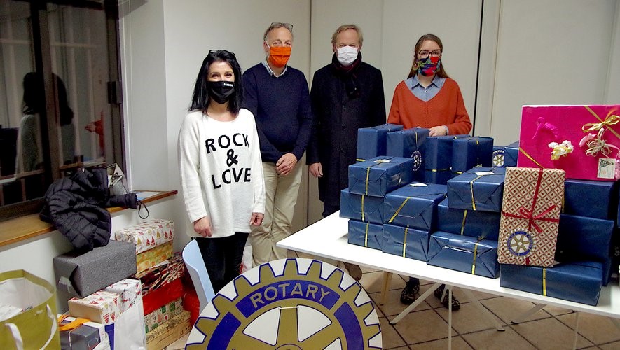 22/12/2020 Rotary Club Montauban Doyen : des cadeaux offerts à « Féminité sans abri »